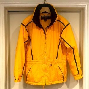 Obermeyer Yellow& Black Ladies Winter/ Ski Coat/ Jacket Size 10